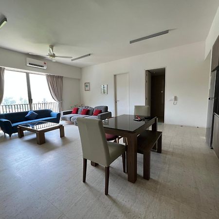 By The Sea @ Luxury Suites, Batu Feringgi Luaran gambar