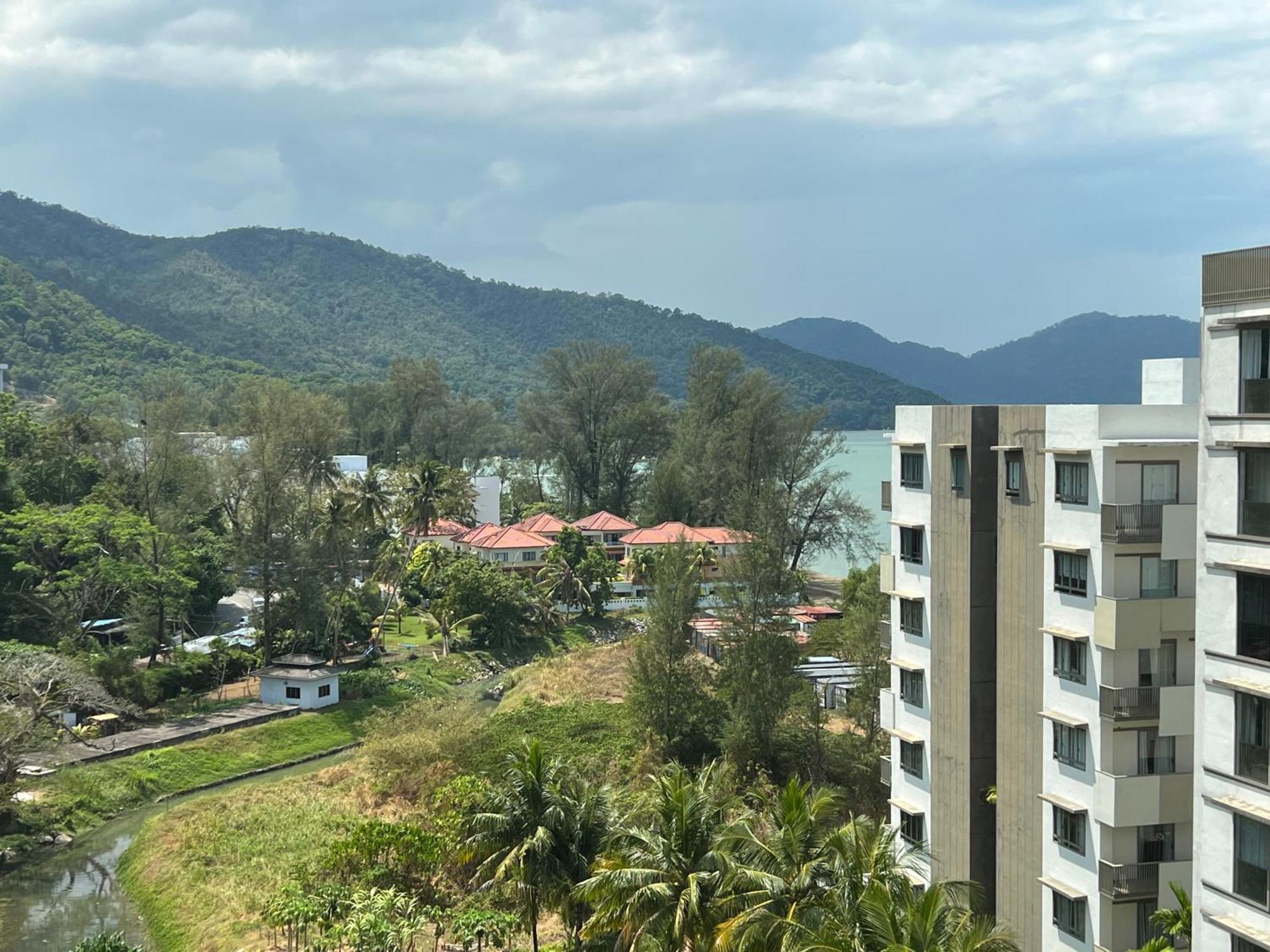 By The Sea @ Luxury Suites, Batu Feringgi Luaran gambar